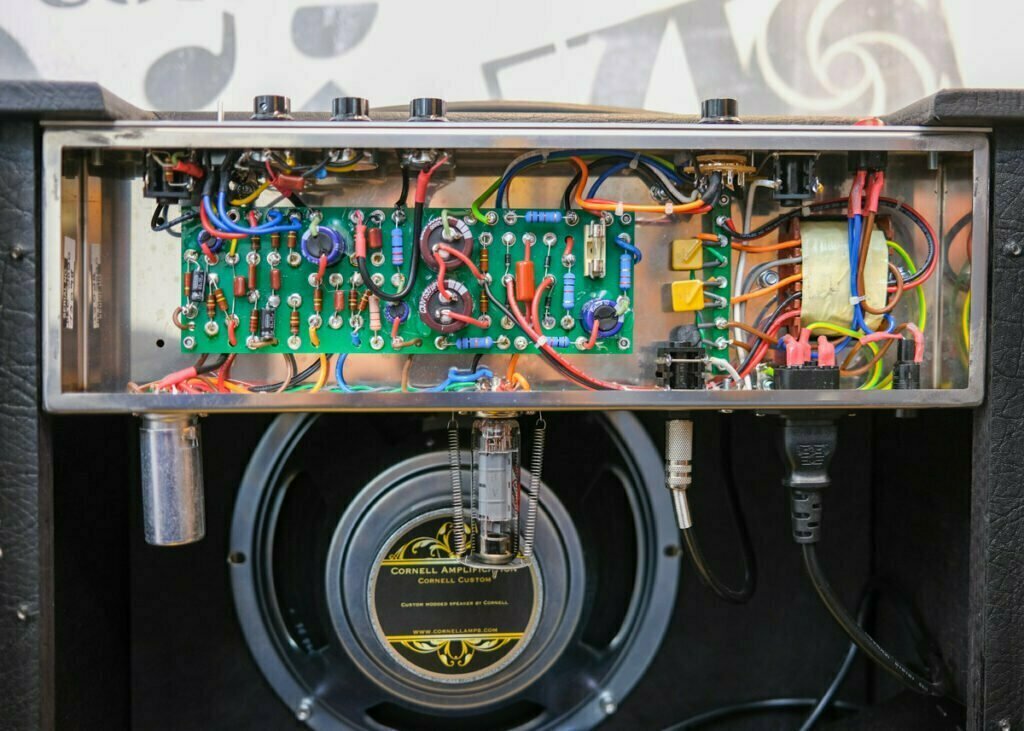 Cornell Traveller 5 | Nottingham City Guitars