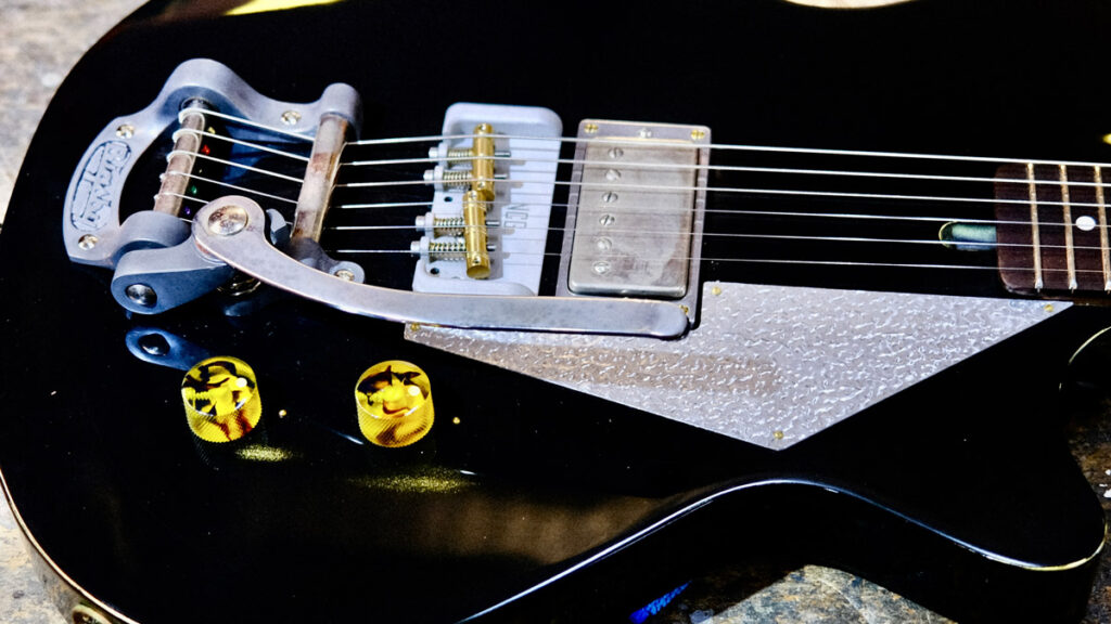 NCG Bayou - Black over gold